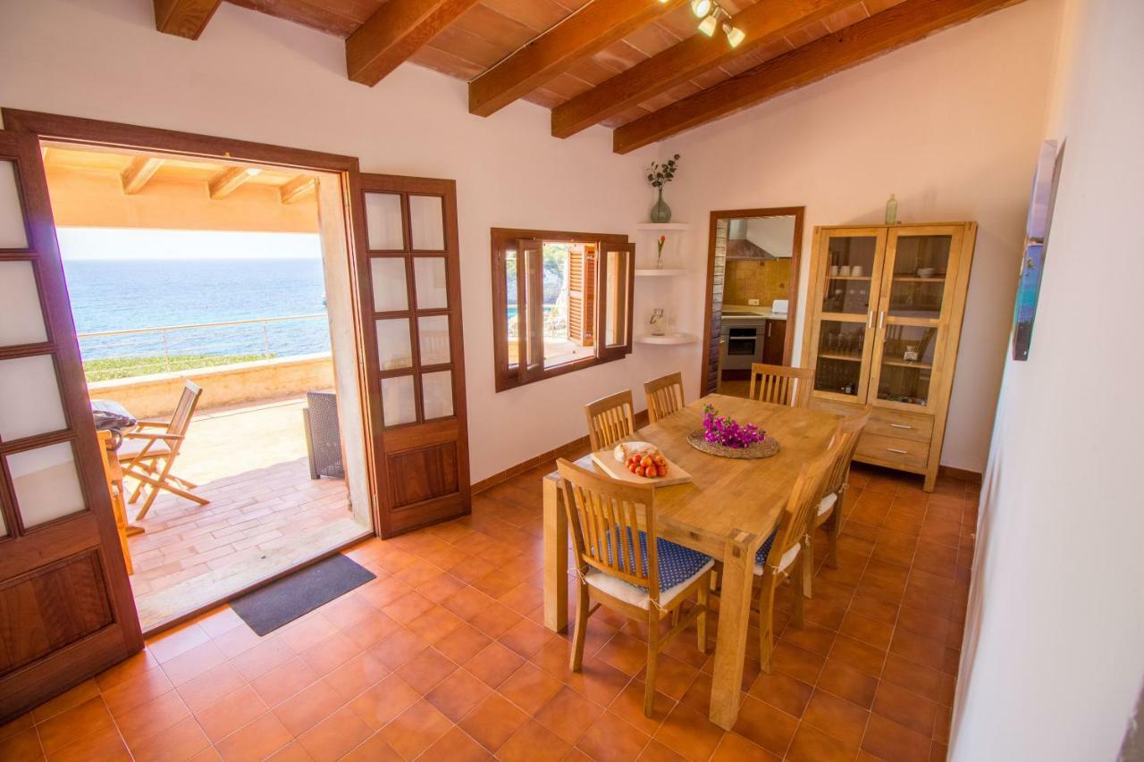 Beautiful Private Villa On The Sea Santanyí Buitenkant foto